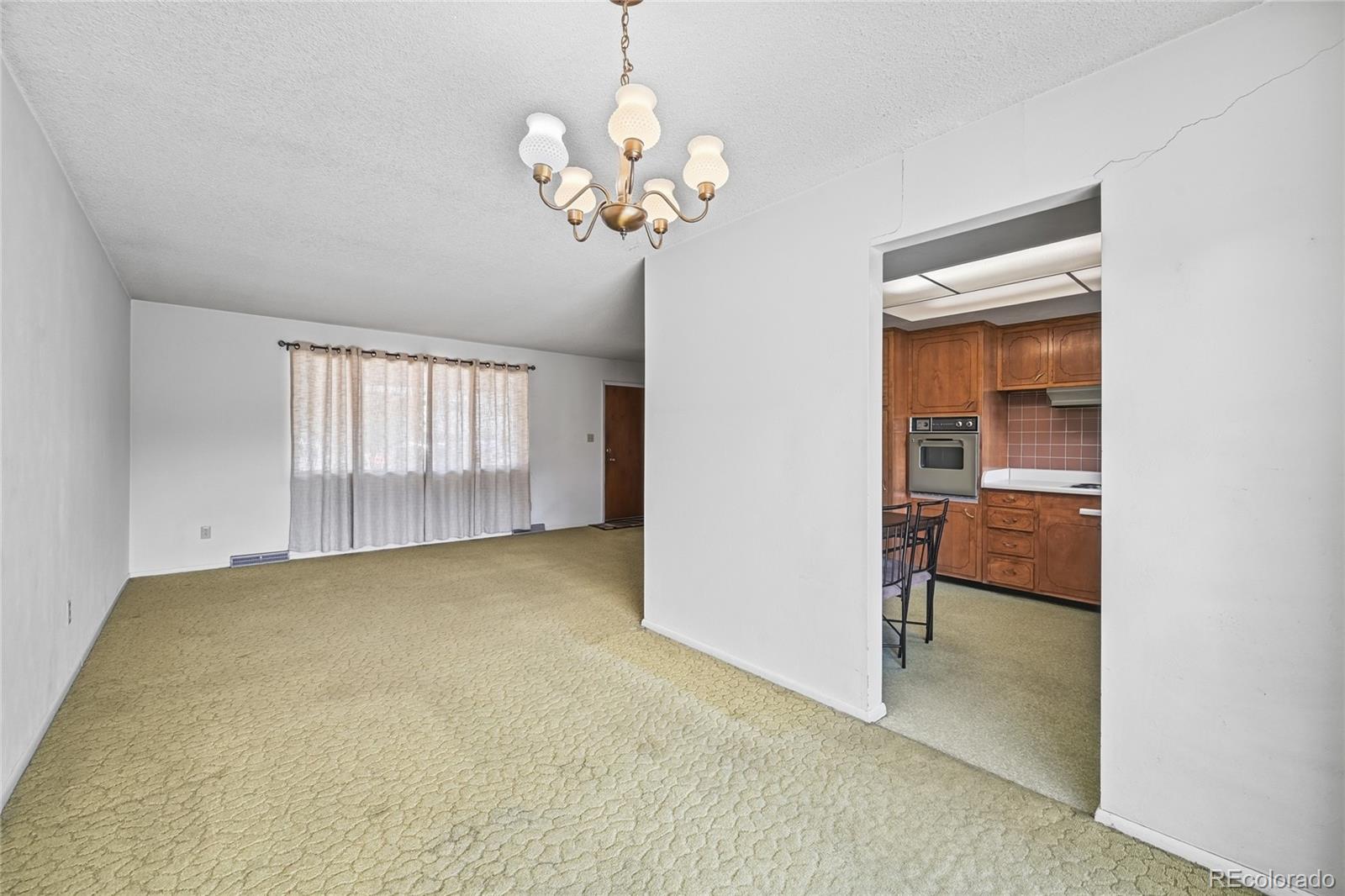 1524 Zaiger Place Colorado Springs CO 80915