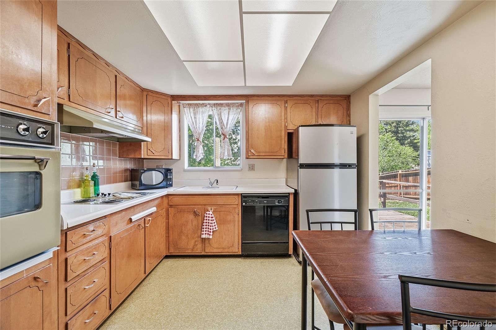1524 Zaiger Place Colorado Springs CO 80915