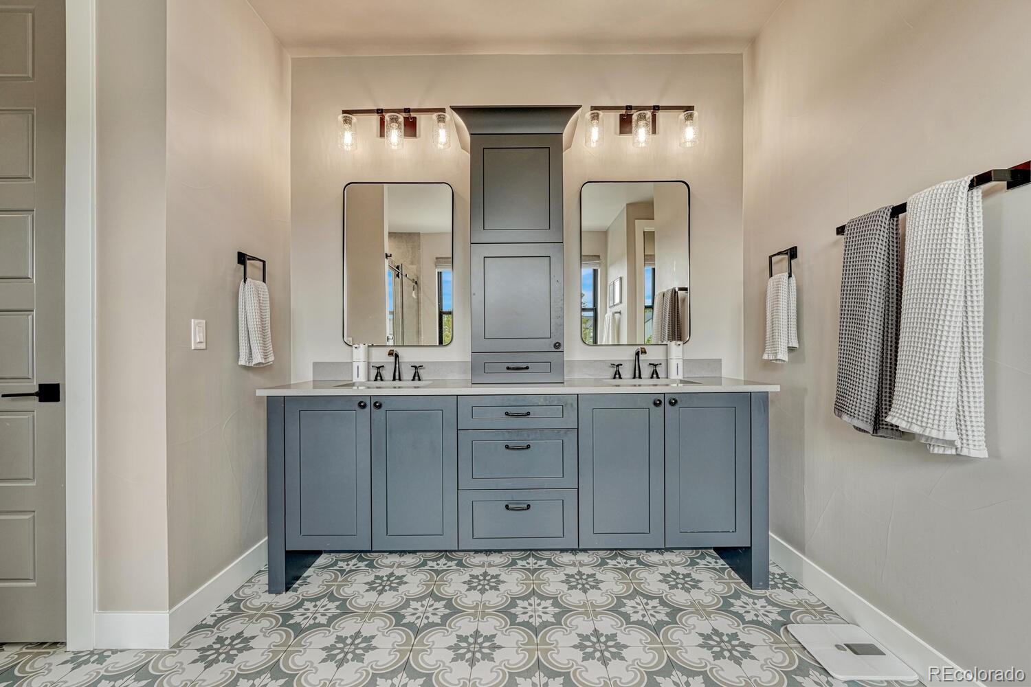 7961 S Langdale Way Aurora CO 80016