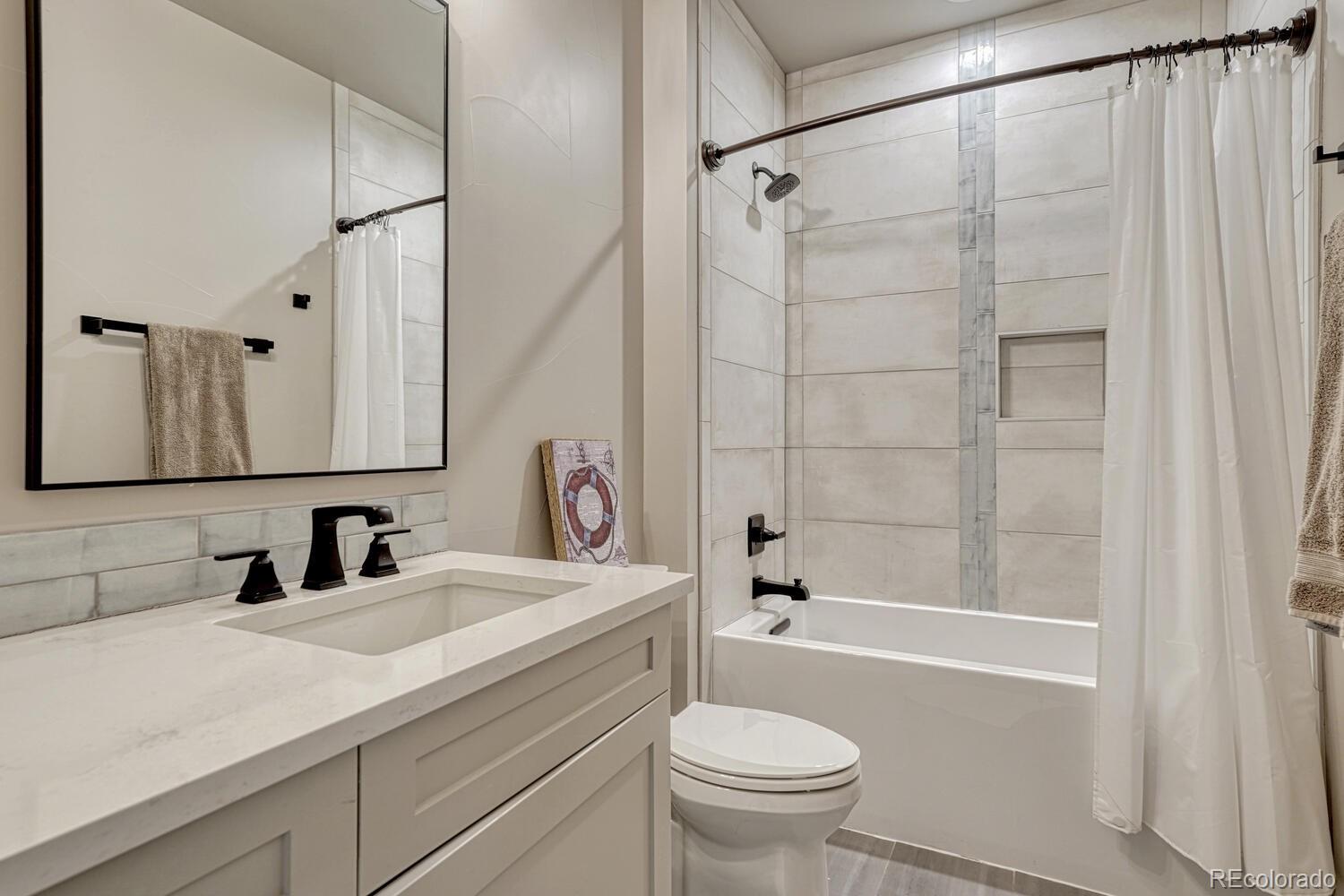 7961 S Langdale Way Aurora CO 80016