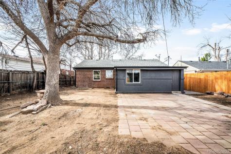 1350 Dallas Street Aurora CO 80010