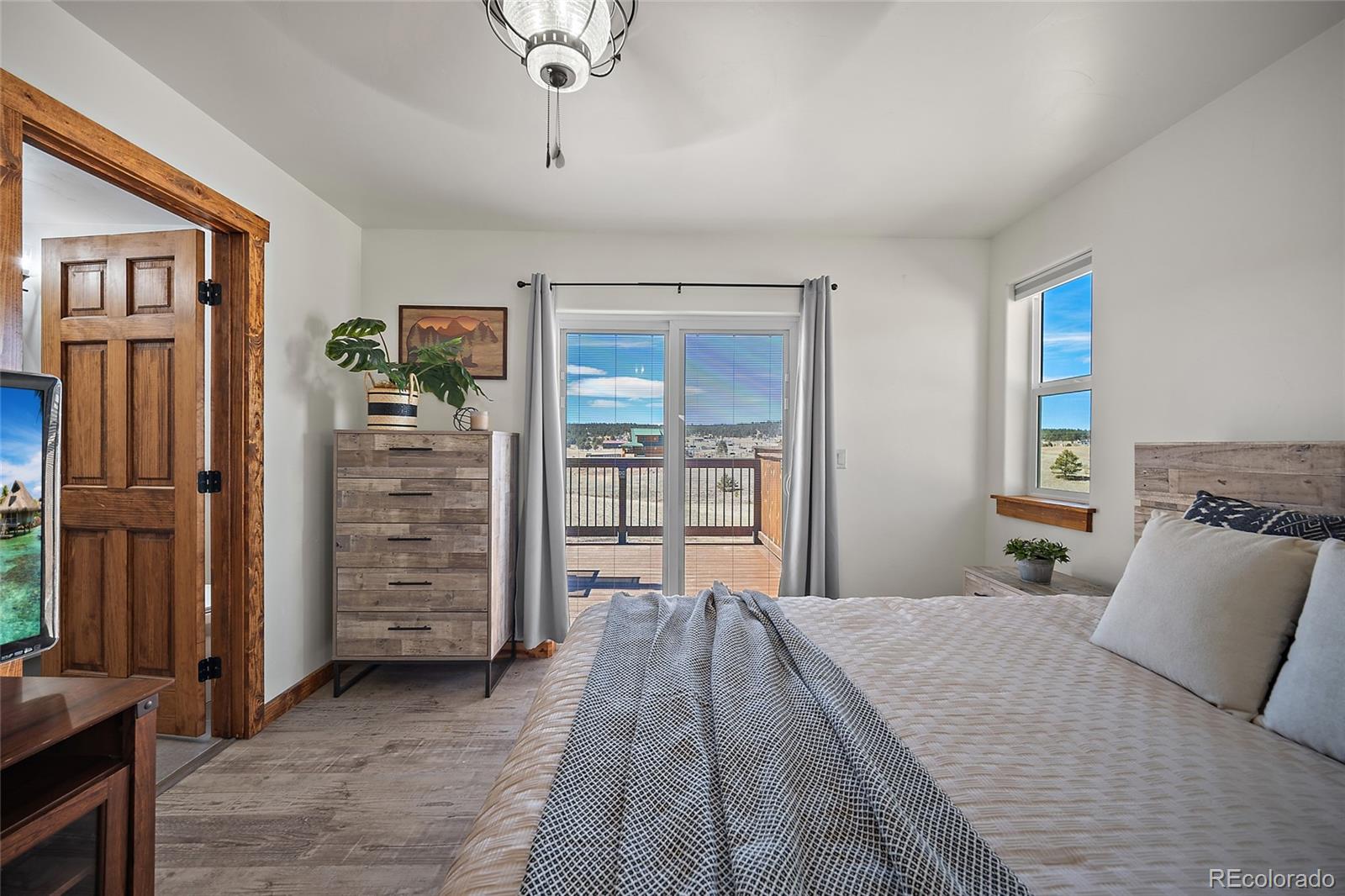 186 Empire Road Florissant CO 80816