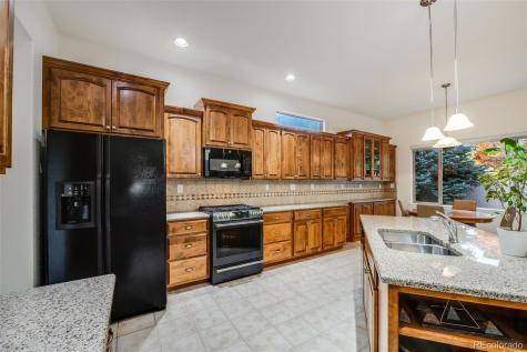 537 Rifle Way Broomfield CO 80020