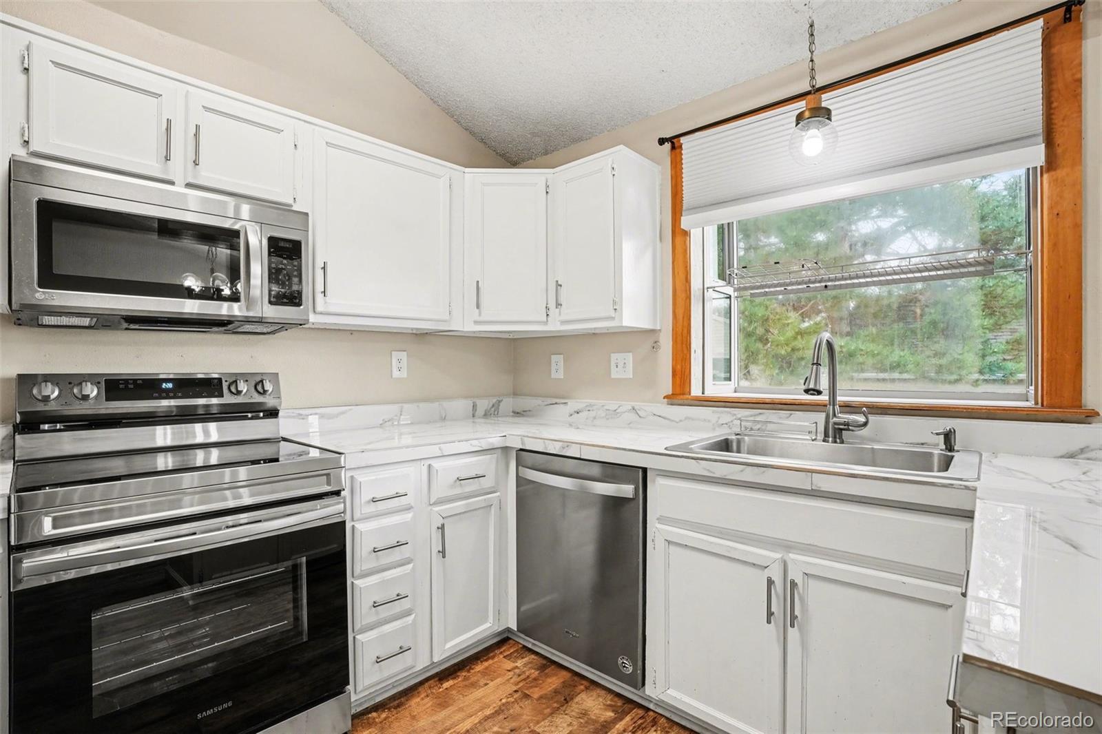 4245 Bluejay Court Colorado Springs CO 80916