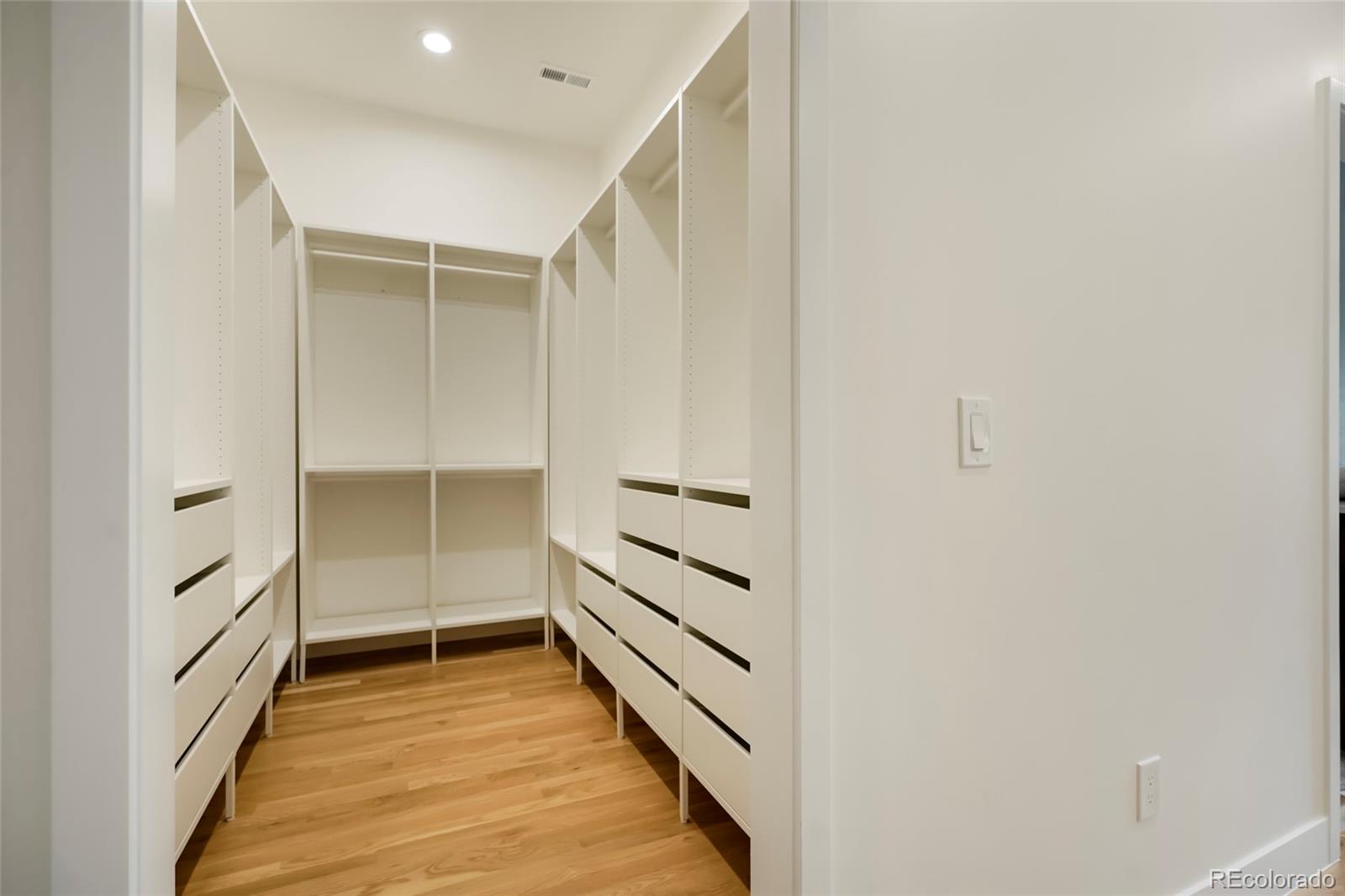 784 Locust Street Denver CO 80220