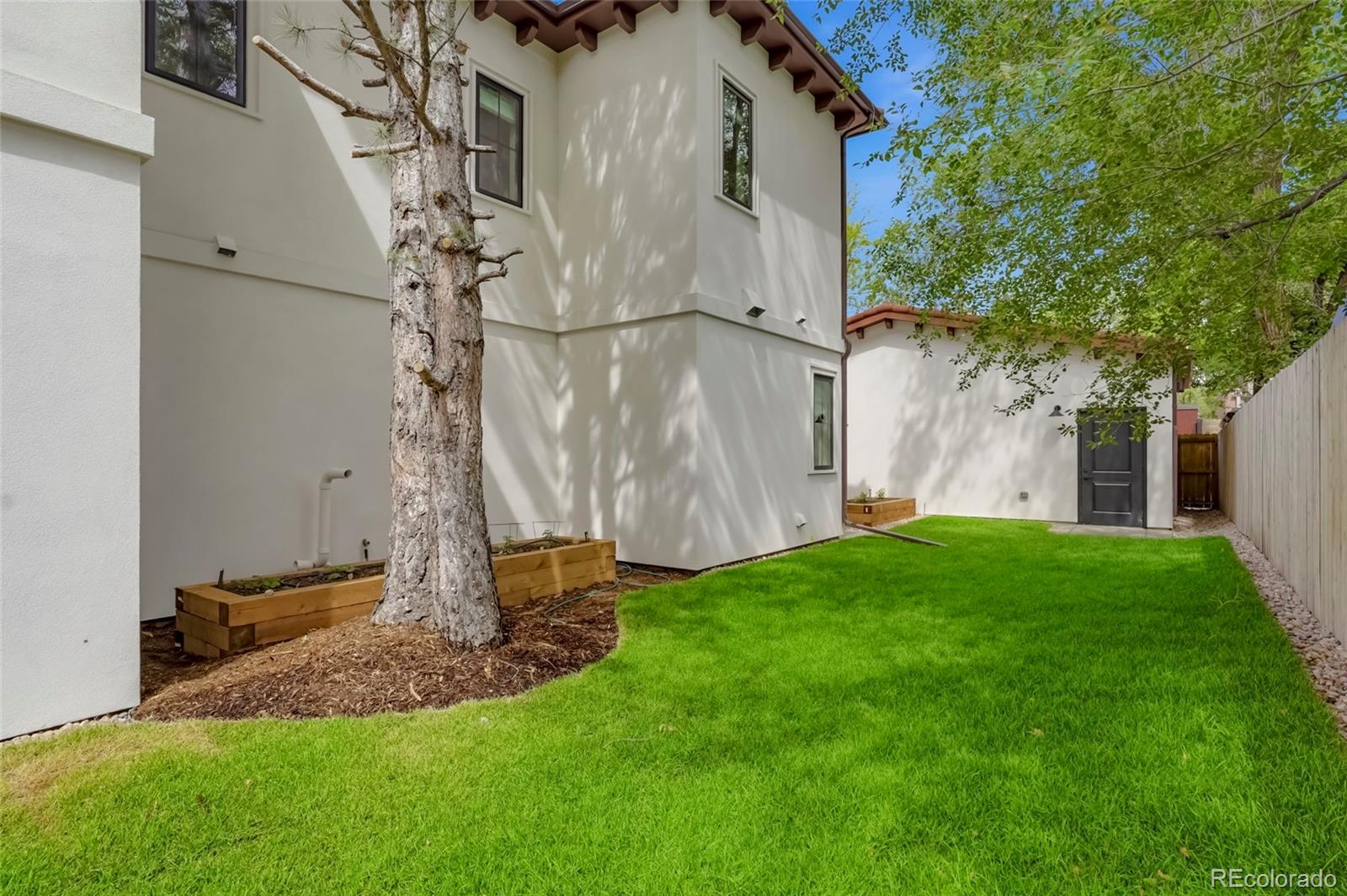 784 Locust Street Denver CO 80220