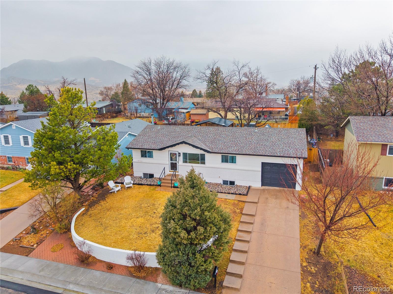 622 Paradise Lane Colorado Springs CO 80904