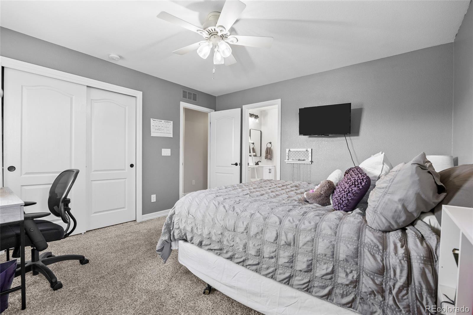 26875 E Clifton Place Aurora CO 80016
