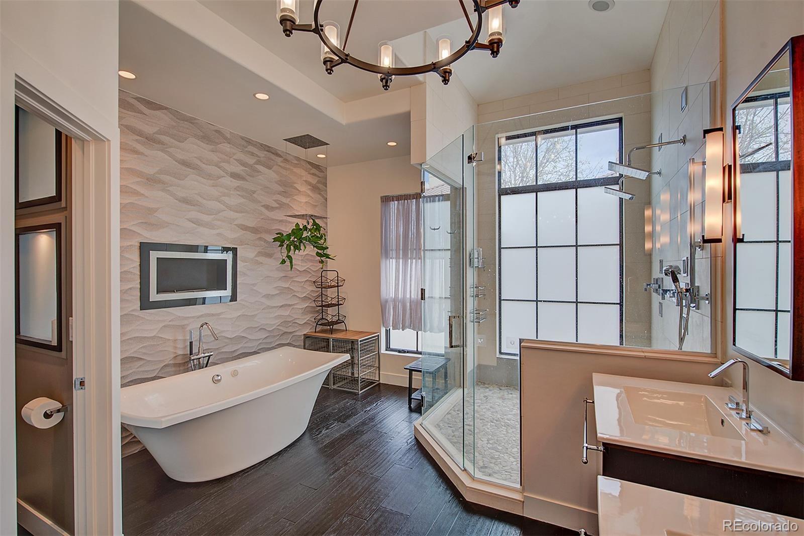 1686 S Willow Court Denver CO 80231