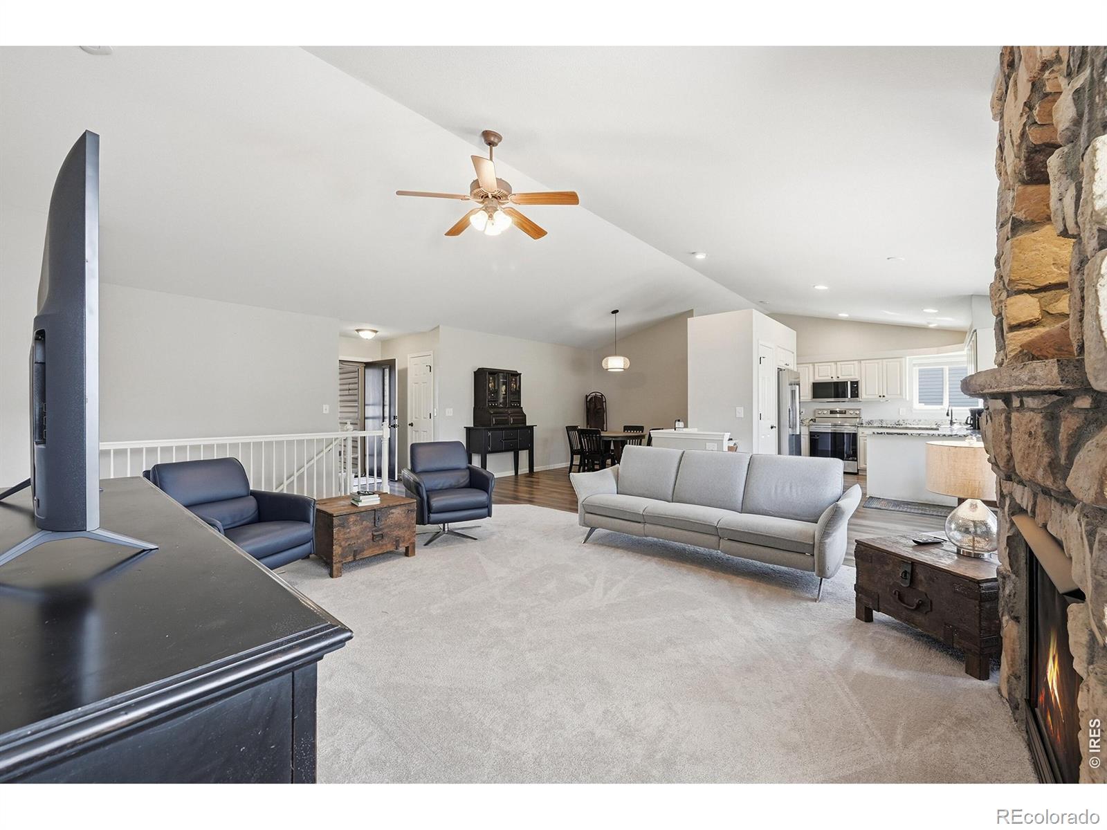 338 Hawthorne Avenue Johnstown CO 80534