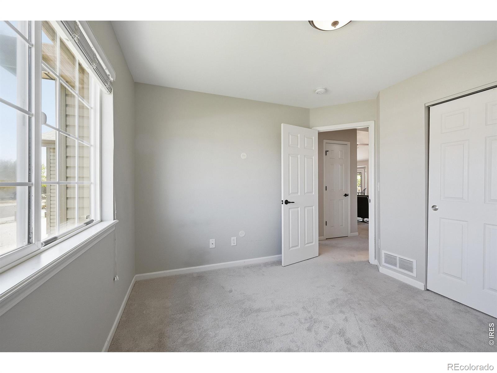 338 Hawthorne Avenue Johnstown CO 80534