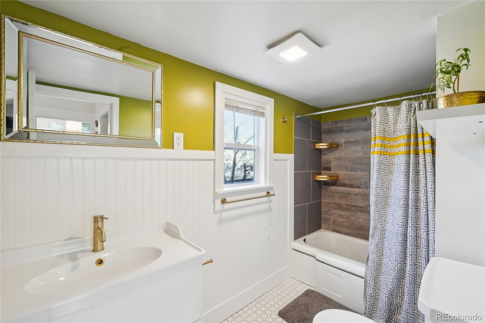 422 Atwood Street Longmont CO 80501