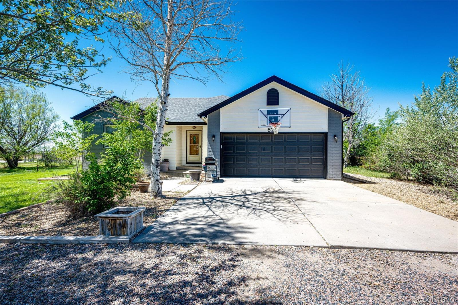 825 Cherokee Street Strasburg CO 80136