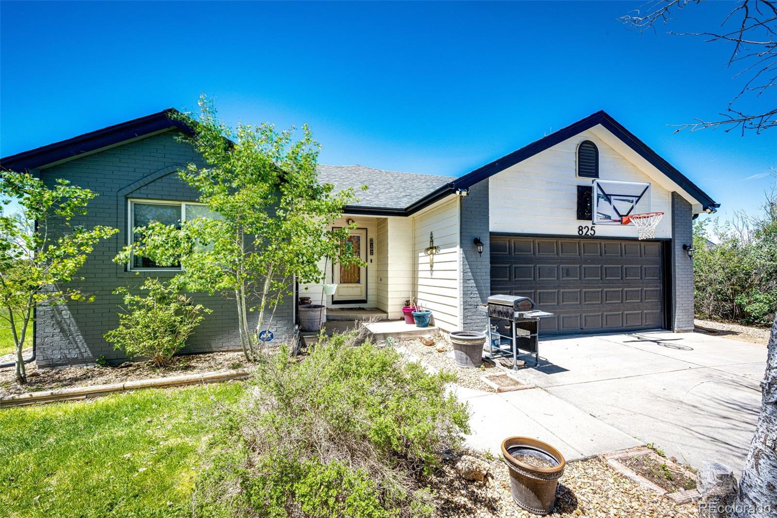 825 Cherokee Street Strasburg CO 80136