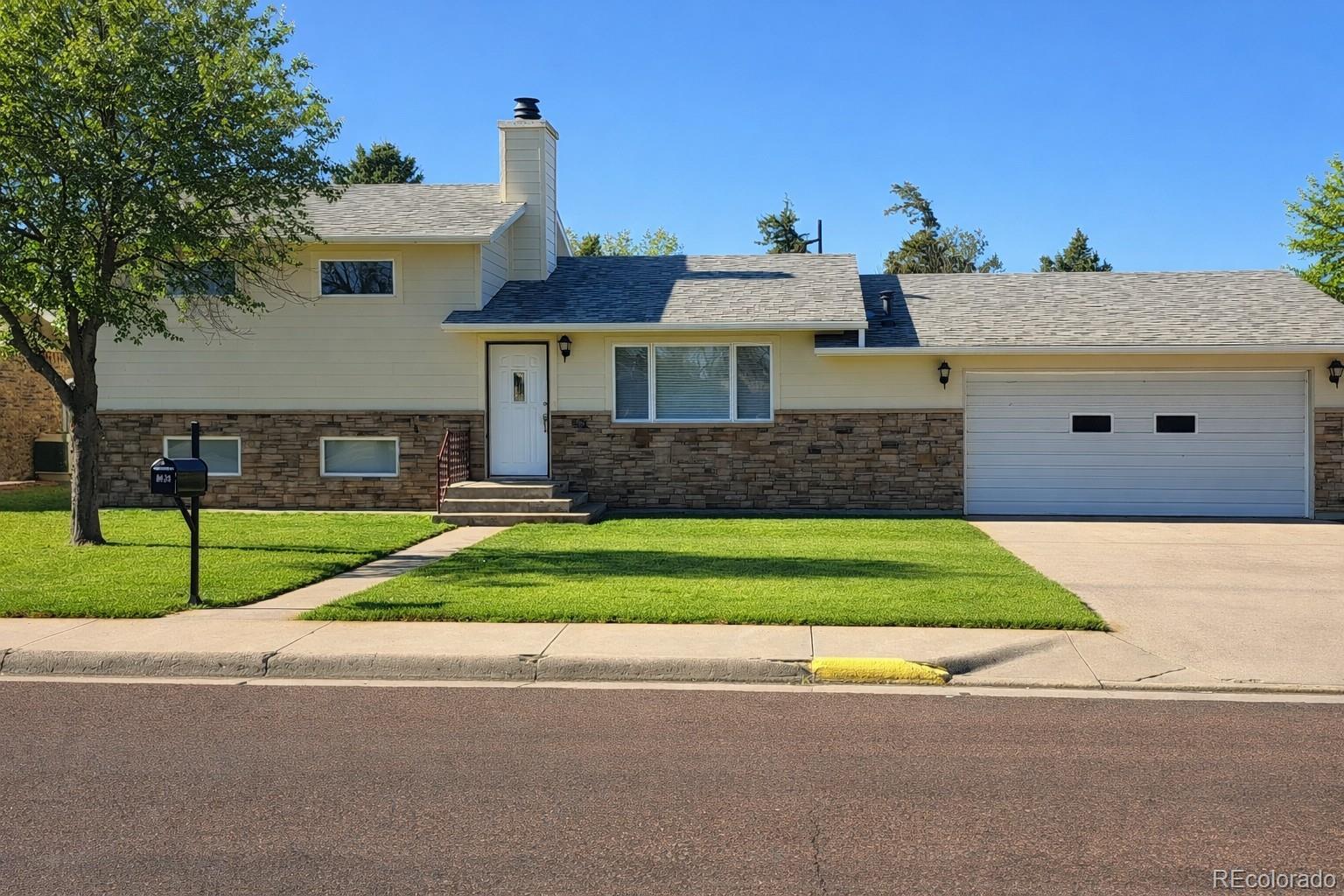 218 W 9th Street Julesburg CO 80737
