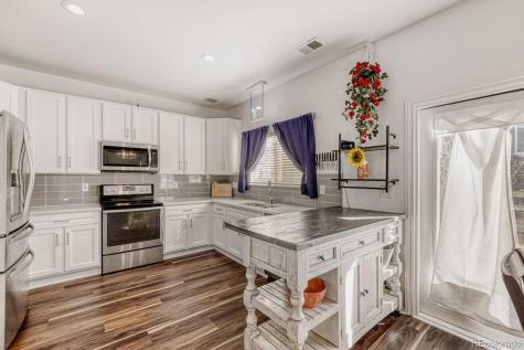 19706 E 58th Drive Aurora CO 80019