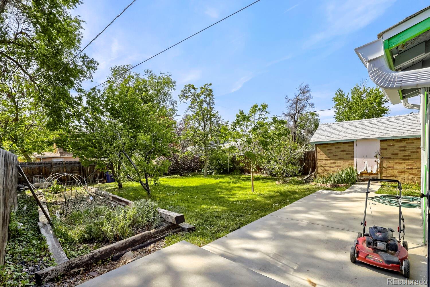 739 Osceola Street Denver CO 80204