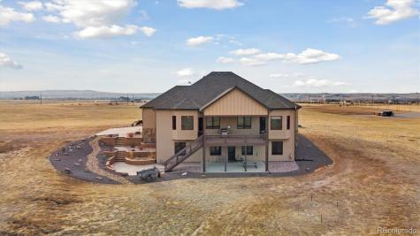 38911 E Wesley Avenue Bennett CO 80102
