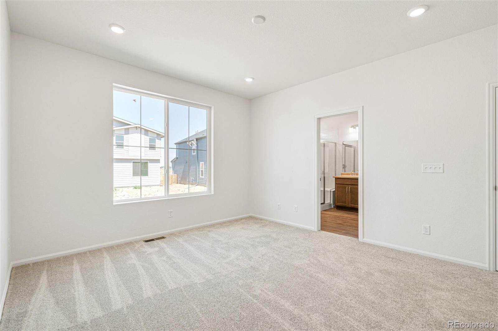 9343 Biscay Street Commerce City CO 80022