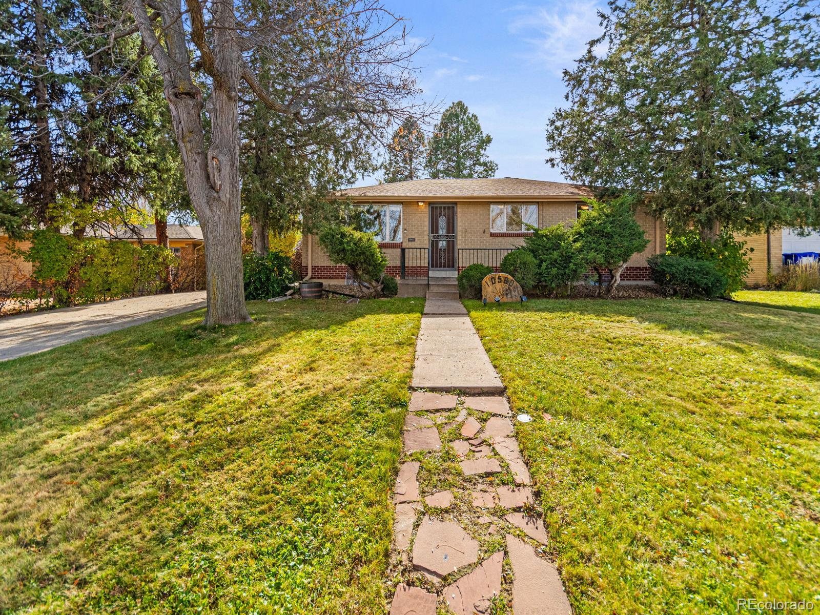 10560 W 23rd Place Lakewood CO 80215