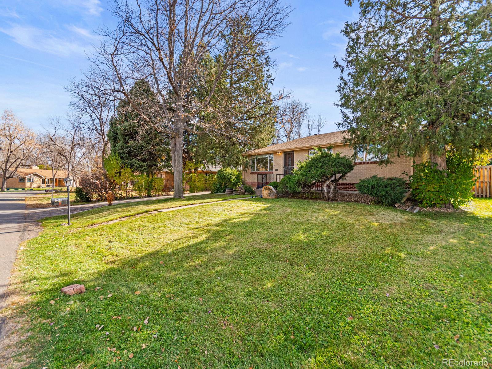 10560 W 23rd Place Lakewood CO 80215