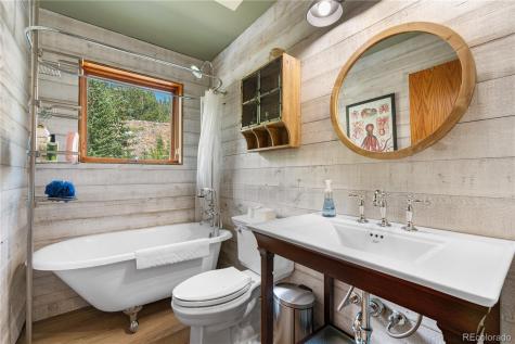 638 Mine Road Idaho Springs CO 80452