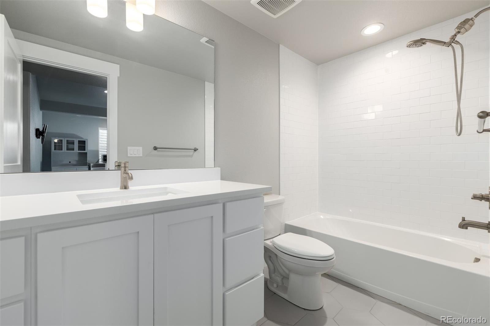 23814 E 36th Place Aurora CO 80019