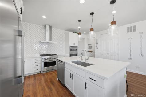 22601 E Narrowleaf Circle Aurora CO 80016