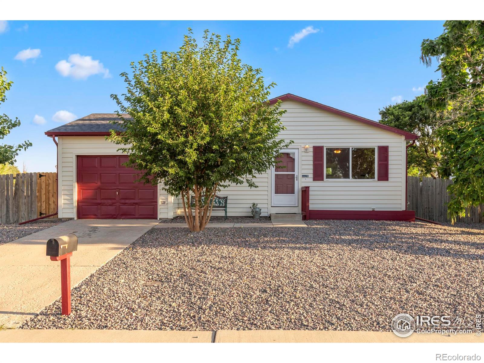 542 E 25th Street Road Greeley CO 80631