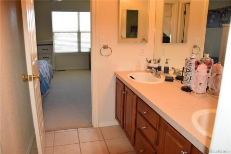 6368 S Walden Way Aurora CO 80016