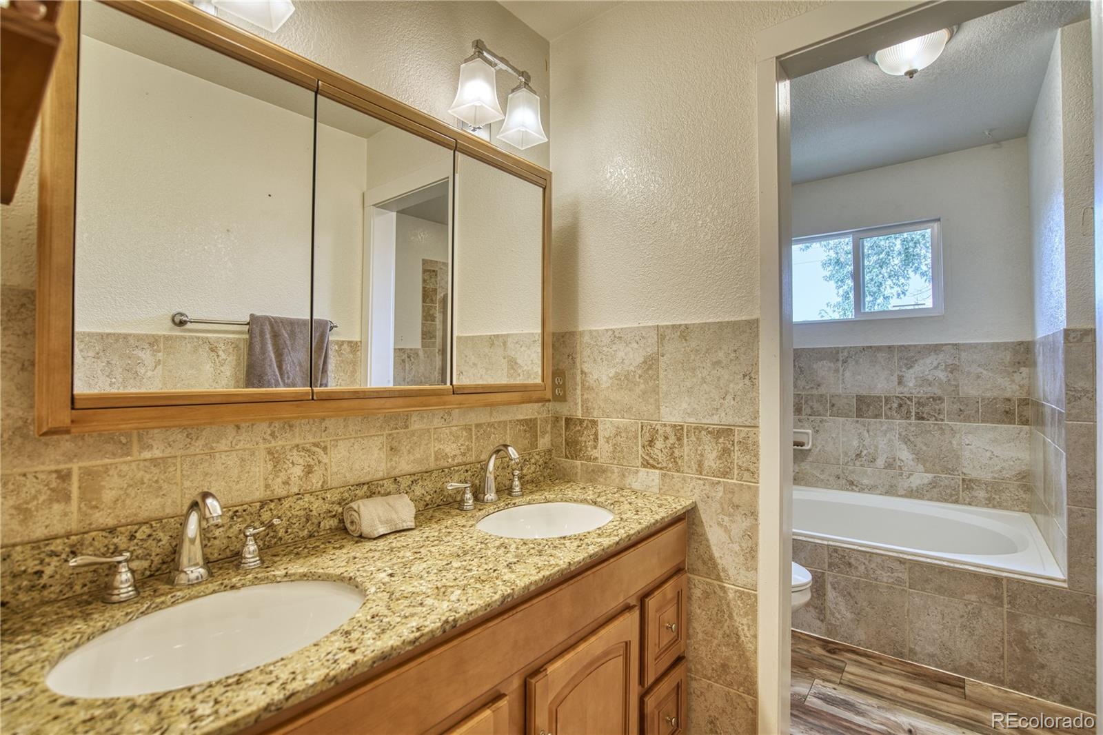 935 S Butler Way Lakewood CO 80226