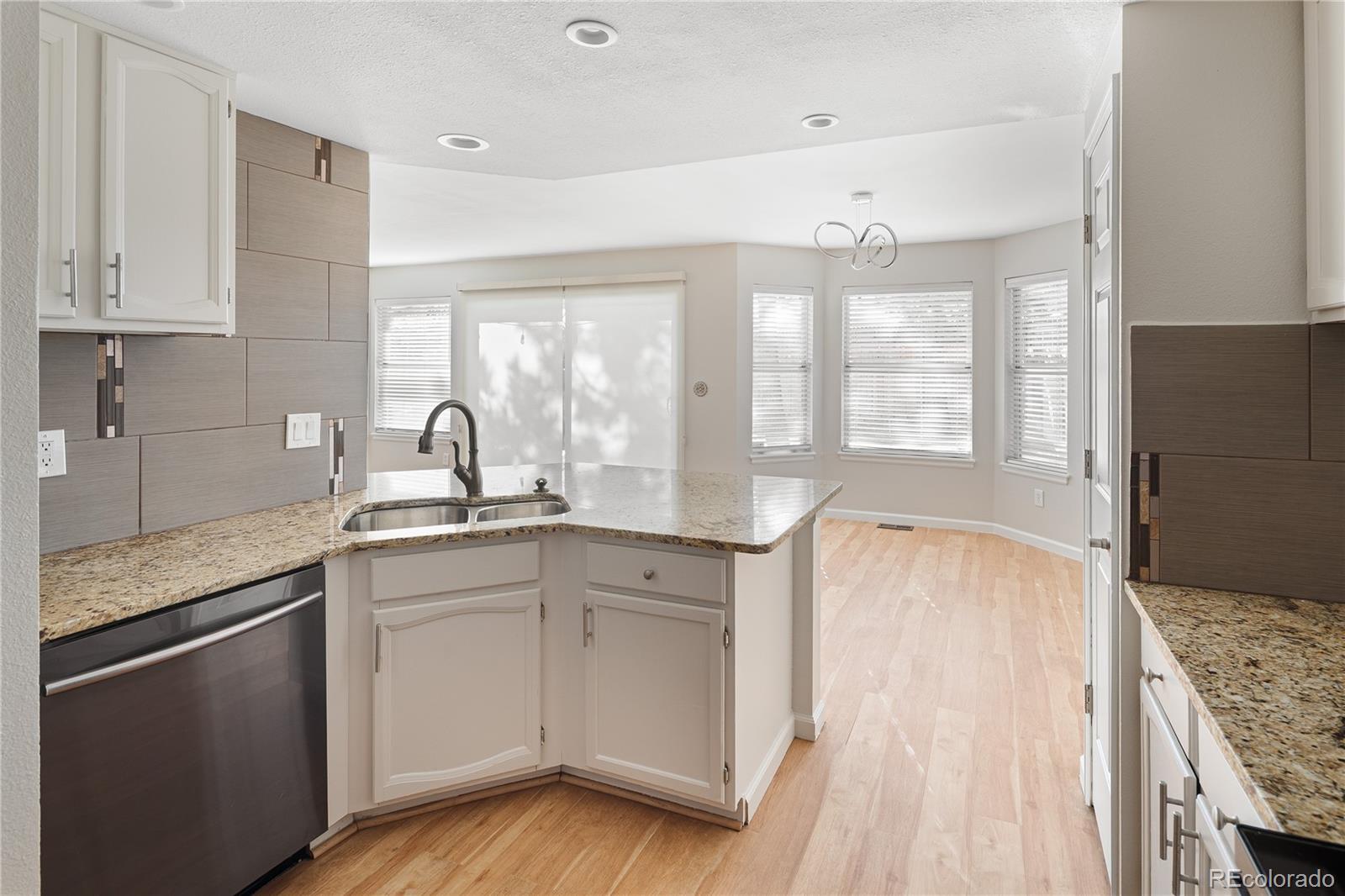 2060 E Phillips Lane Centennial CO 80122