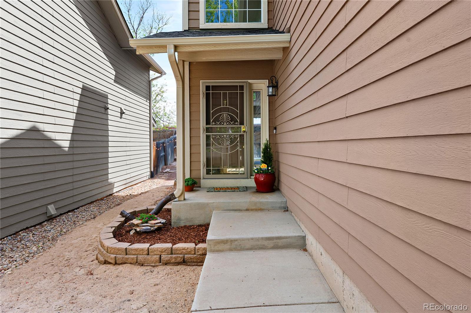 2060 E Phillips Lane Centennial CO 80122