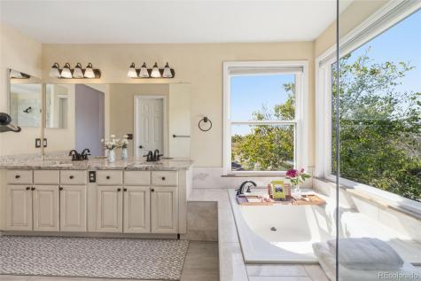 18816 E Saratoga Circle Aurora CO 80015