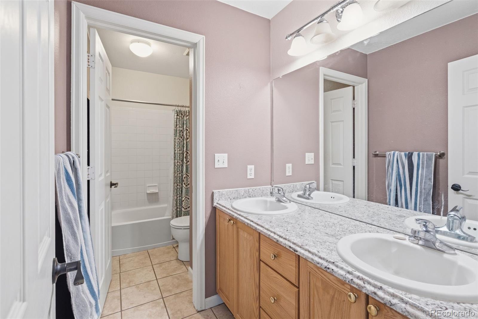 18816 E Saratoga Circle Aurora CO 80015