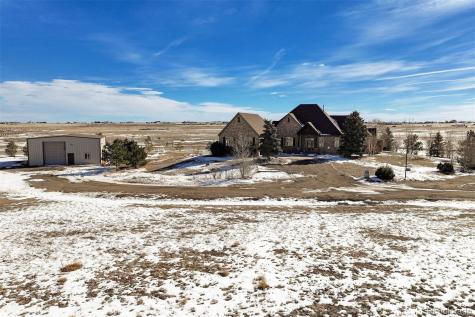 556 S Manila Road Bennett CO 80102