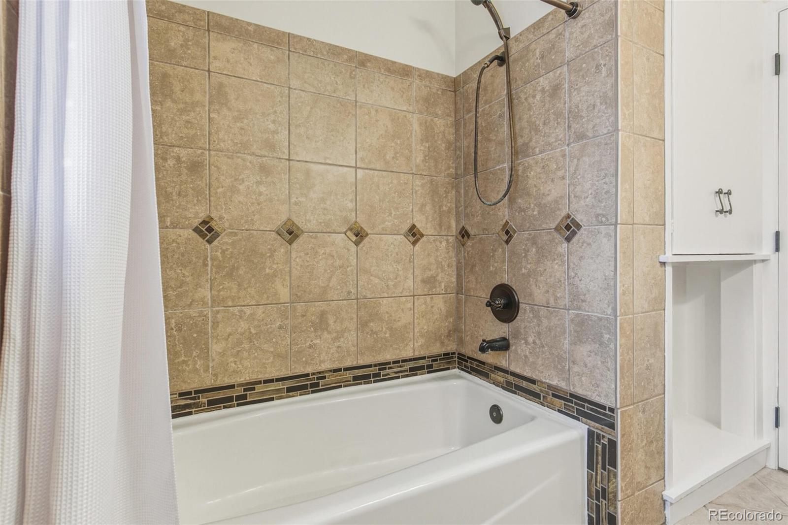 8185 Sunset Drive Lakewood CO 80214