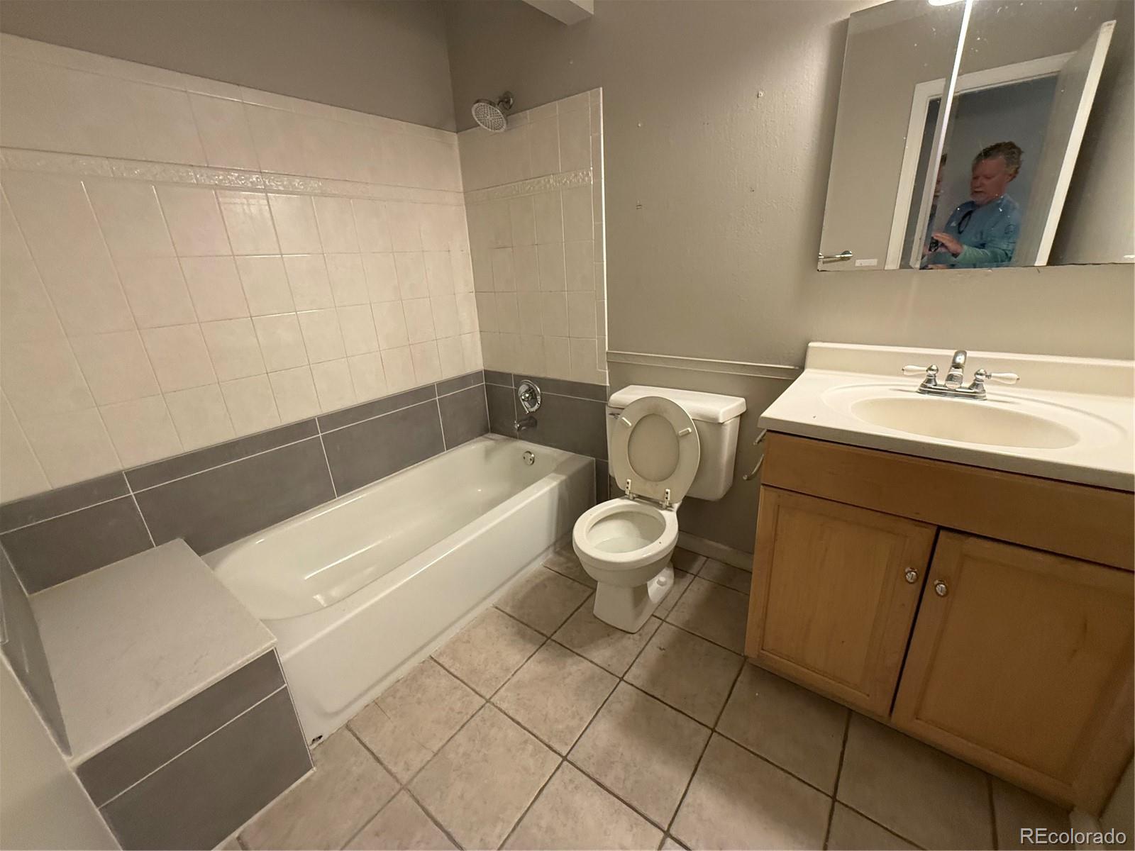 4674 S Estes Street Littleton CO 80123