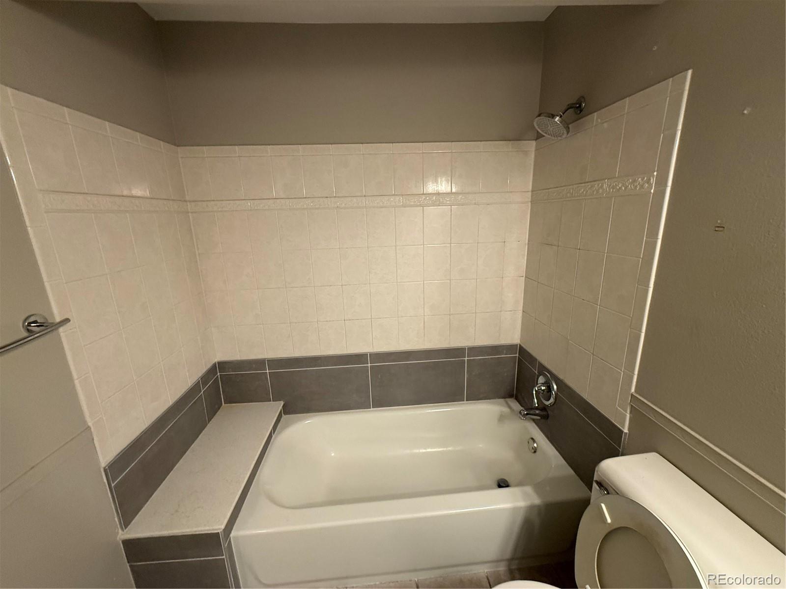 4674 S Estes Street Littleton CO 80123