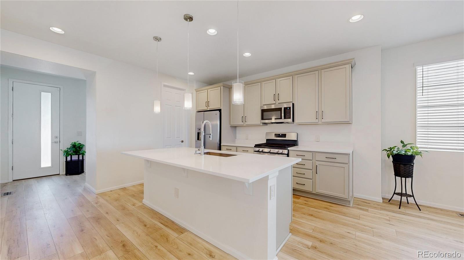 26 S Undergrove Street Aurora CO 80018