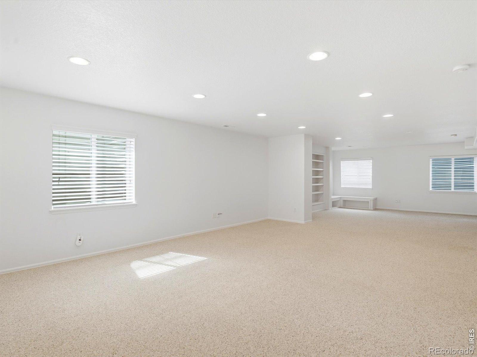 1633 Hallet Peak Drive Longmont CO 80503