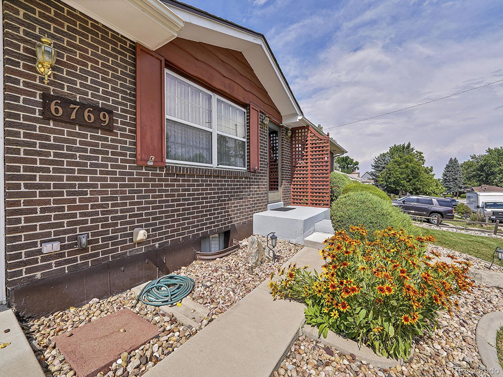 6769 W 70th Avenue Arvada CO 80003