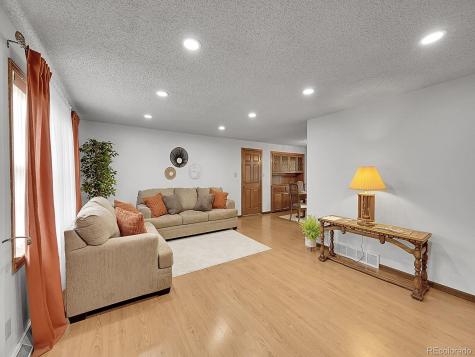 6769 W 70th Avenue Arvada CO 80003