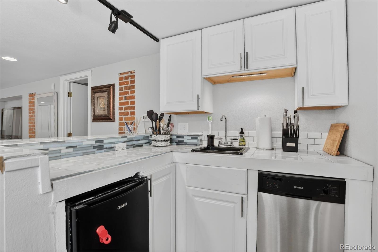 4501 Zuni Street Denver CO 80211