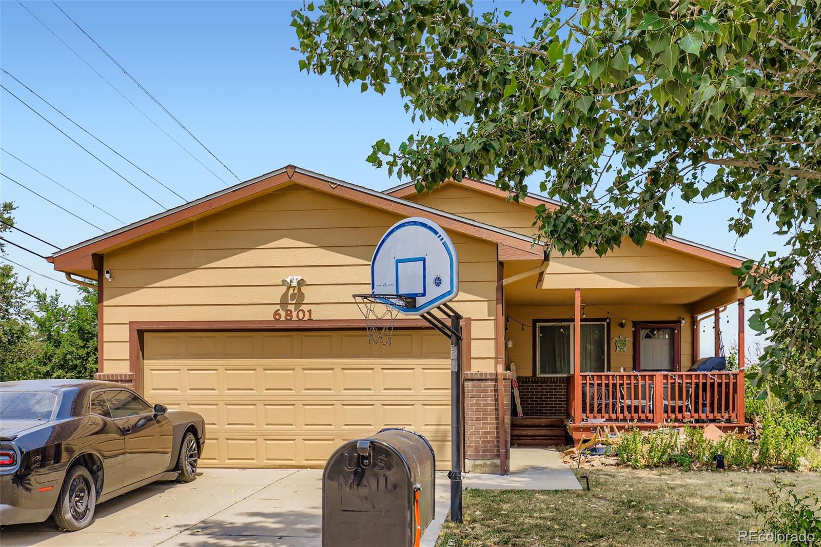 6801 Bowen Court Commerce City CO 80022