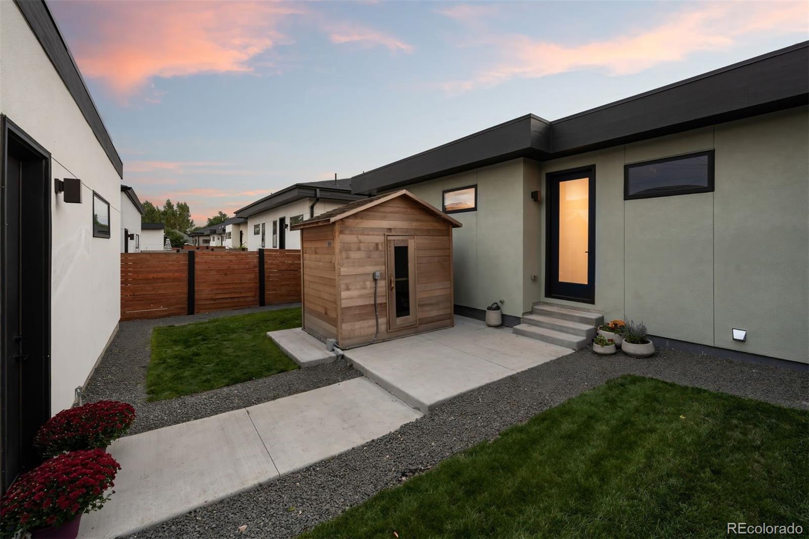4752 Eliot Street Denver CO 80211