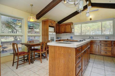 762 Leprechaun Lane Howard CO 81233