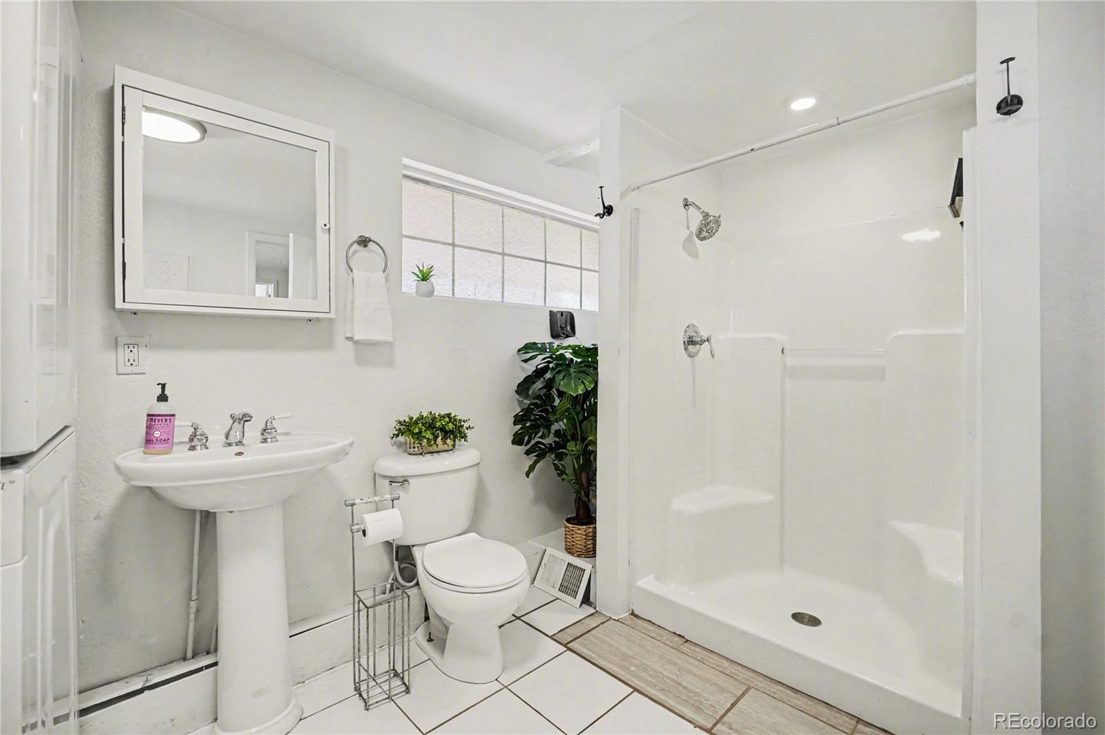 4870 Raritan Street Denver CO 80221