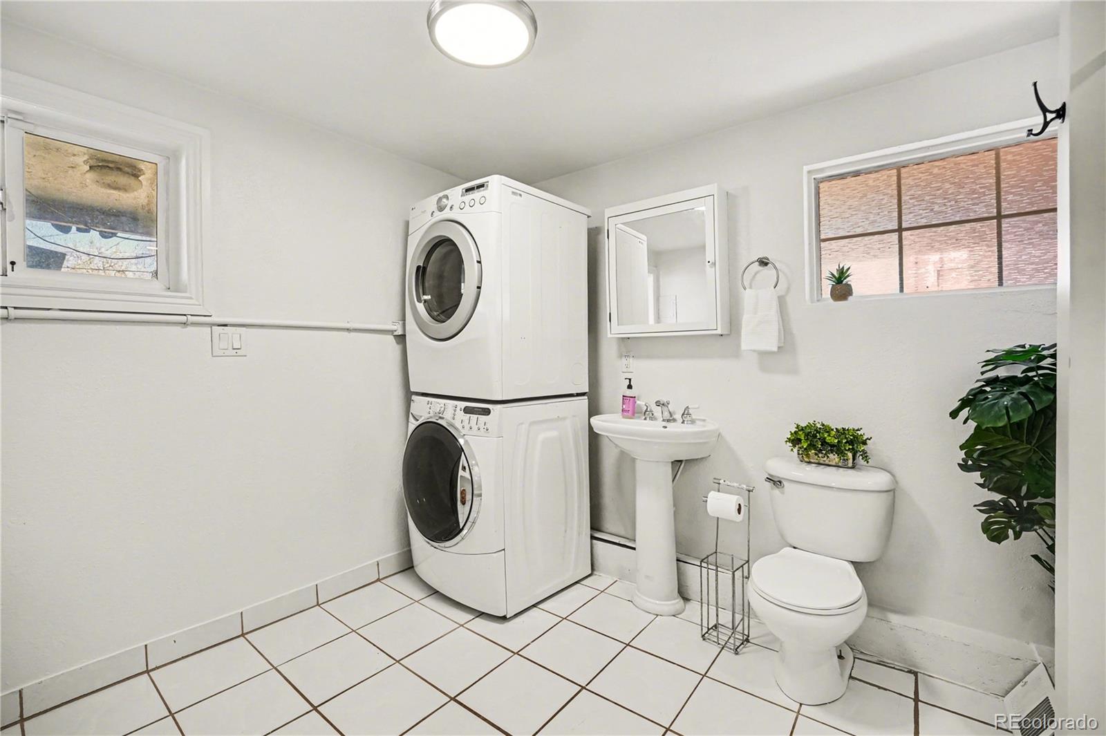 4870 Raritan Street Denver CO 80221