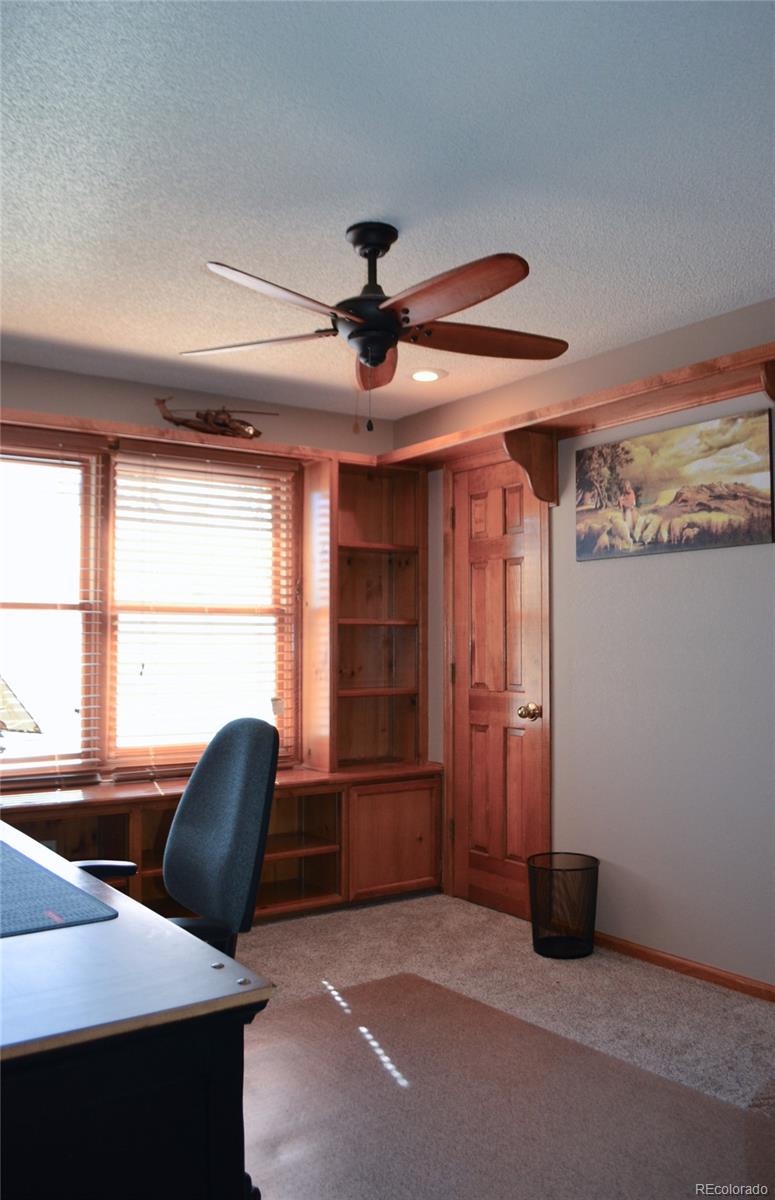 713 Kittredge Court Aurora CO 80011